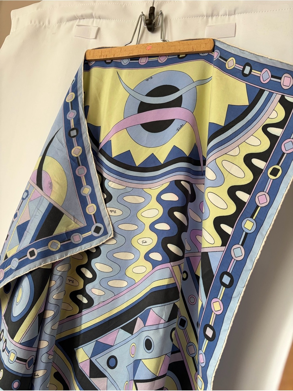 Emilio Pucci silk geometric scarf - Picture 2 of 8